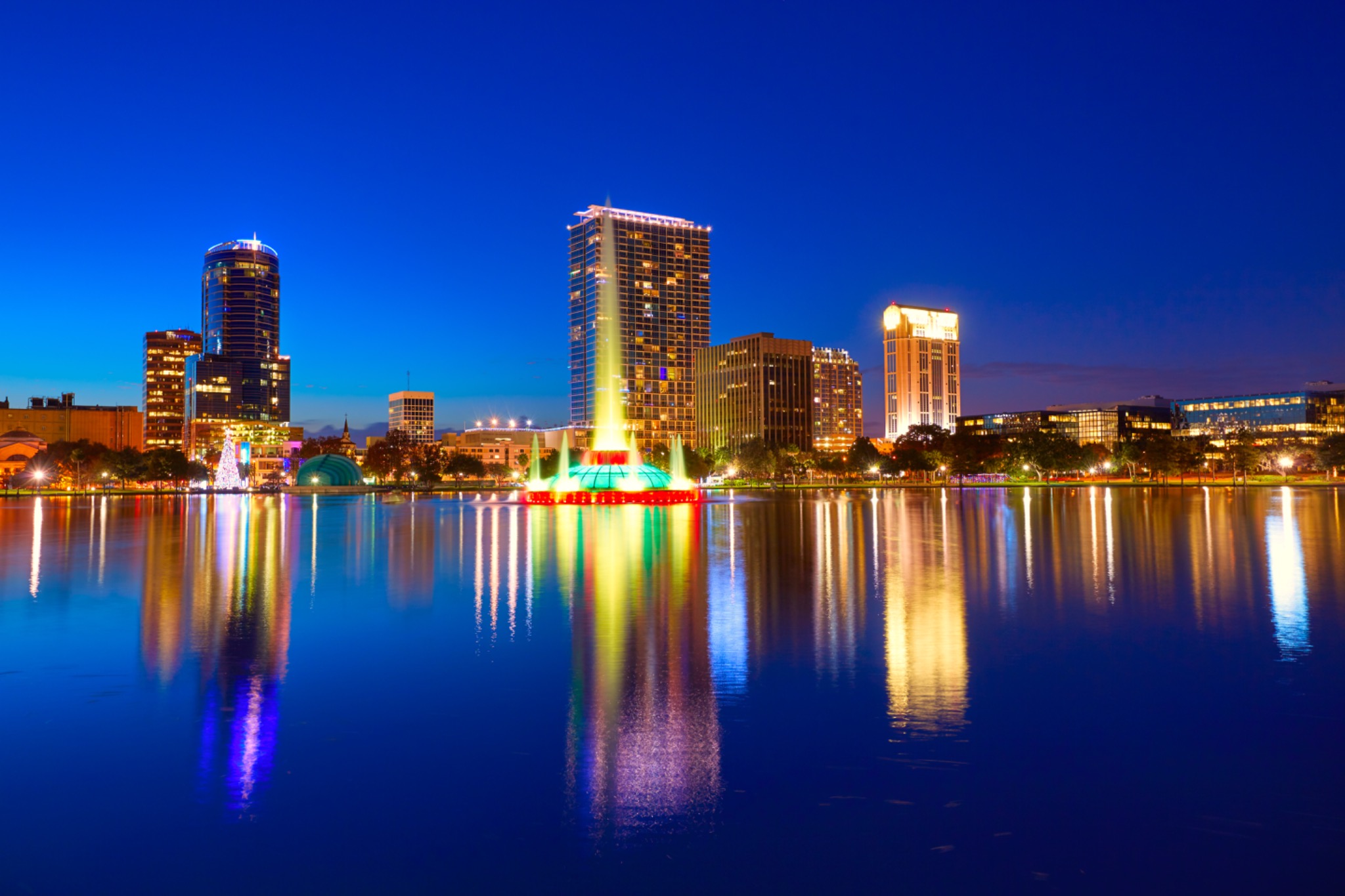 Orlando and Lake Eola in Central Florida
